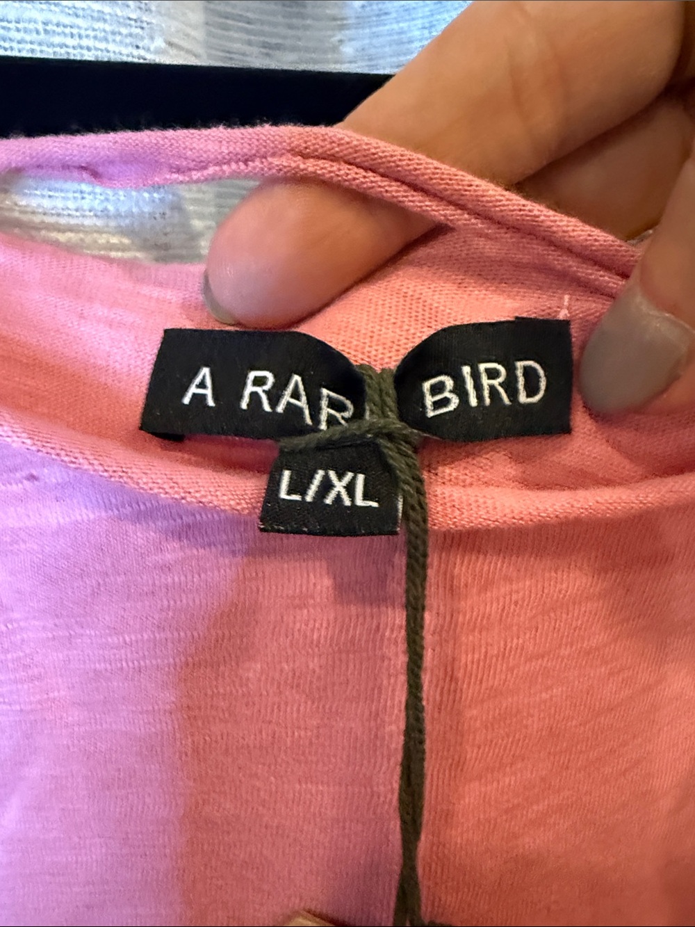 Relaxed Pink Short-Sleeve Tee with Pocket - Picture 3 of 7